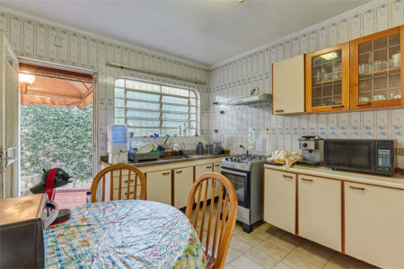 Casa Térrea à venda com 4 quartos, sendo 1 suíte,  em Jardim Prudência, São Paulo, SP