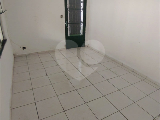 Casa Térrea à venda com 2 quartos em Vila Mazzei, São Paulo, SP