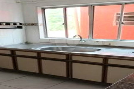 Casa à venda com 3 quartos, sendo 1 suíte, em Jardim Alvorada (zona Oeste), São Paulo, SP