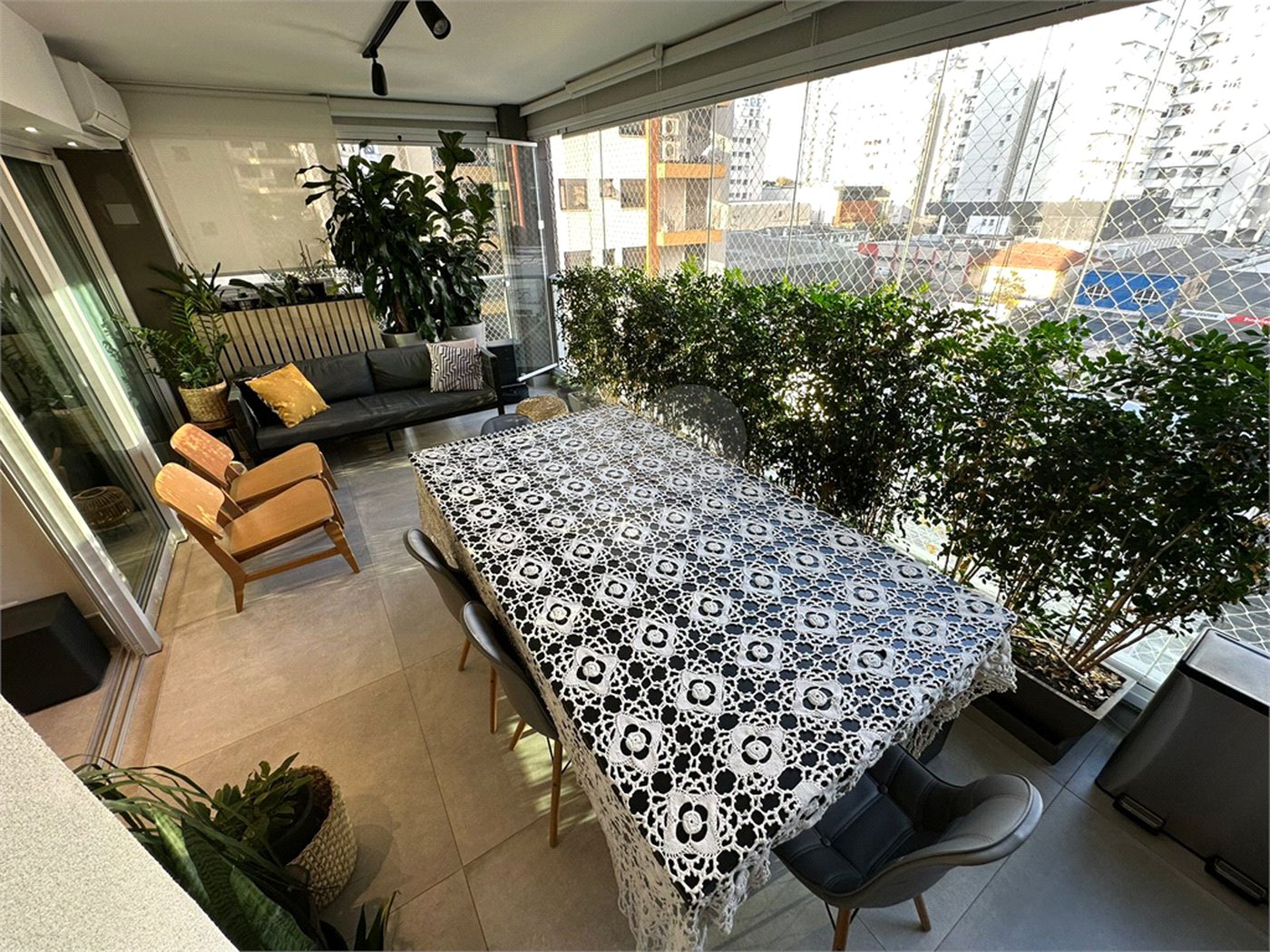 Apartamento à venda com 1 suíte em Indianópolis, São Paulo, SP