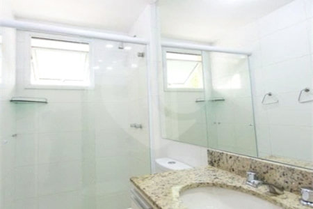 Apartamento à venda com 2 quartos, sendo 1 suíte, em Praça da Bandeira, Rio de Janeiro, RJ