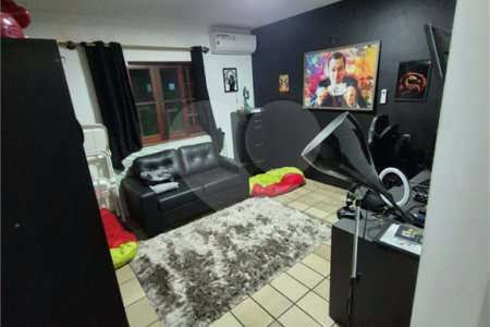 Casa à venda com 4 quartos, sendo 3 suítes,  em Planalto Paulista, São Paulo, SP