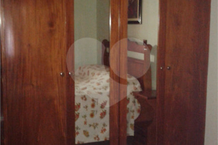 Casa à venda com 3 quartos, sendo 1 suíte, em Vila Mazzei, São Paulo, SP
