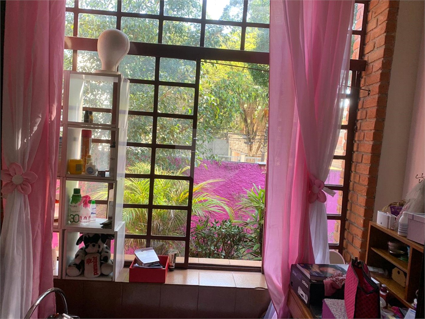 Sobrado à venda ou para alugar com 5 quartos, sendo 4 suítes, em Chácara Monte Alegre, São Paulo, SP