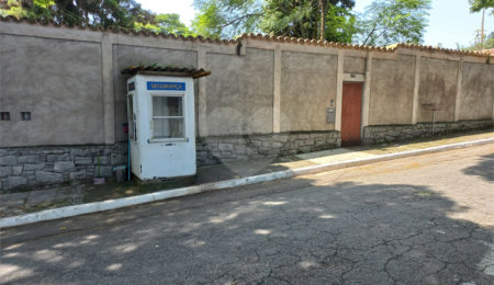 Terreno à venda com 2 quartos, sendo 1 suíte, em Jardim Floresta, São Paulo, SP