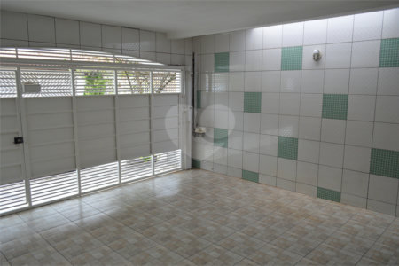 Casa à venda com 3 quartos, sendo 1 suíte, em Jardim Prudência, São Paulo, SP