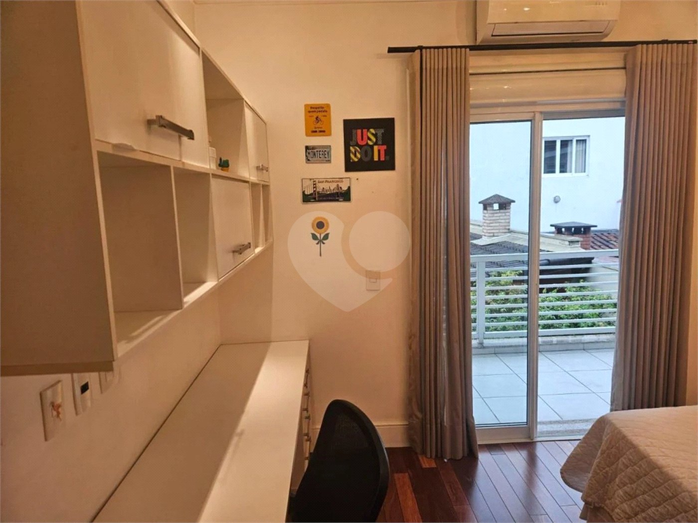 Sobrado à venda com 4 quartos, sendo 2 suítes, em Brooklin Paulista, São Paulo, SP