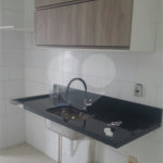 Apartamento para alugar com 3 quartos, sendo 1 suíte, em Lar São Paulo, São Paulo, SP