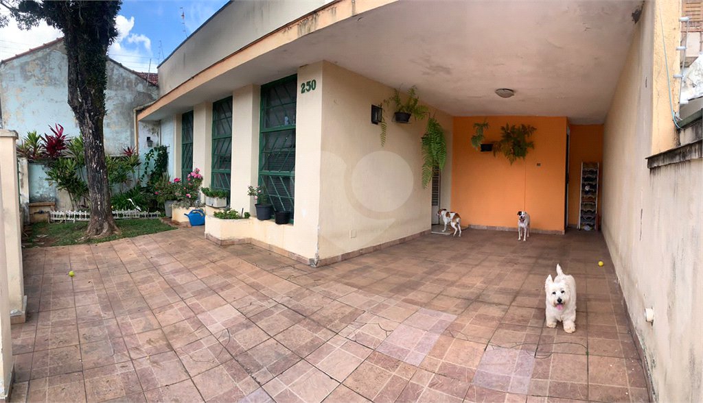 Casa Térrea à venda com 4 quartos, sendo 2 suítes,  no Centro, Mogi das Cruzes, SP