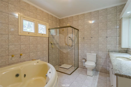 Casa à venda com 4 suítes no condomínio Vinhas da Vista Alegre - Lado Sede, Vinhedo - SP