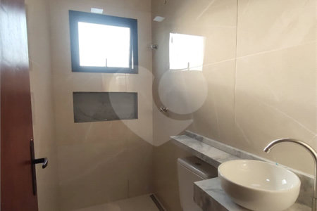 Sobrado à venda com 3 suítes, em Jardim Planalto, Arujá, SP