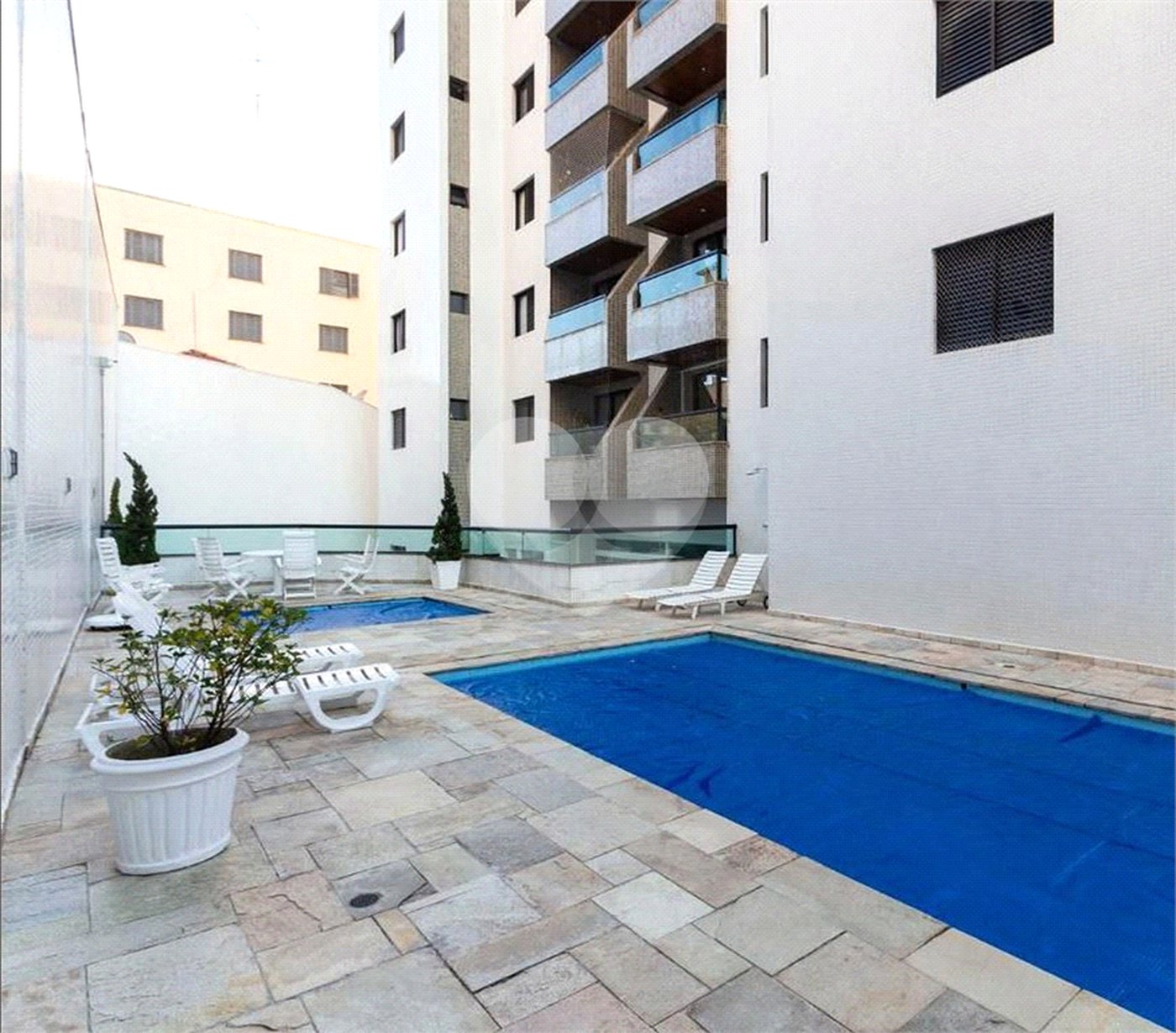 Apartamento à venda com 4 quartos, sendo 1 suíte, em Chácara Inglesa, São Paulo, SP