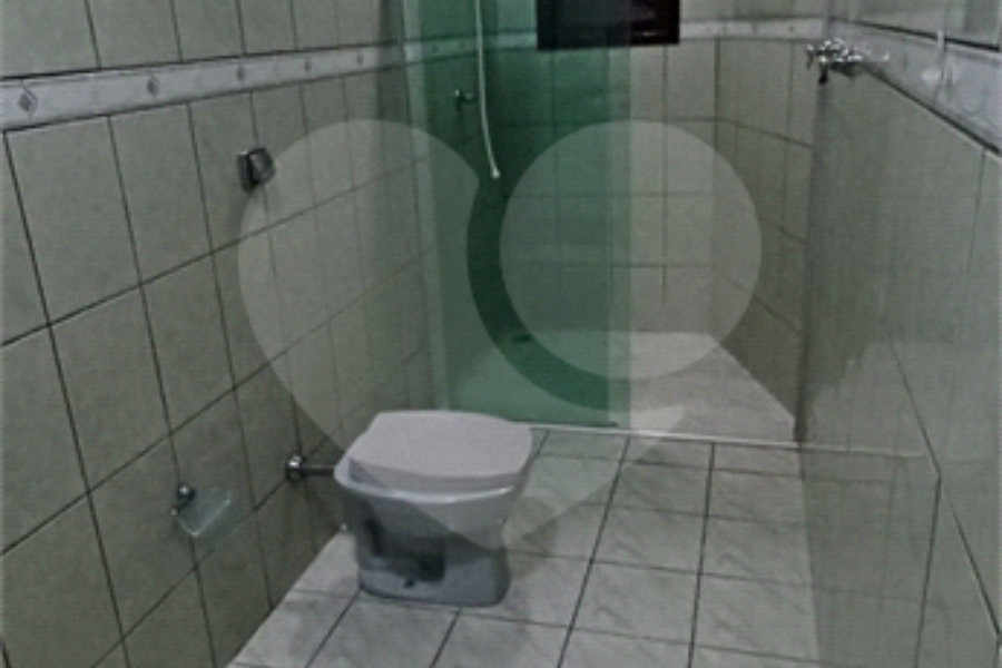Sobrado à venda com 3 quartos, sendo 1 suíte, em Parque Renato Maia, Guarulhos, SP