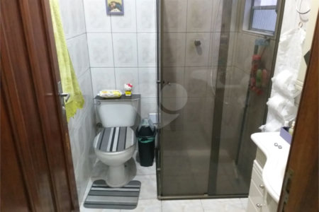 Sobrado à venda ou para alugar com 3 suítes em Santa Teresinha, São Paulo, SP