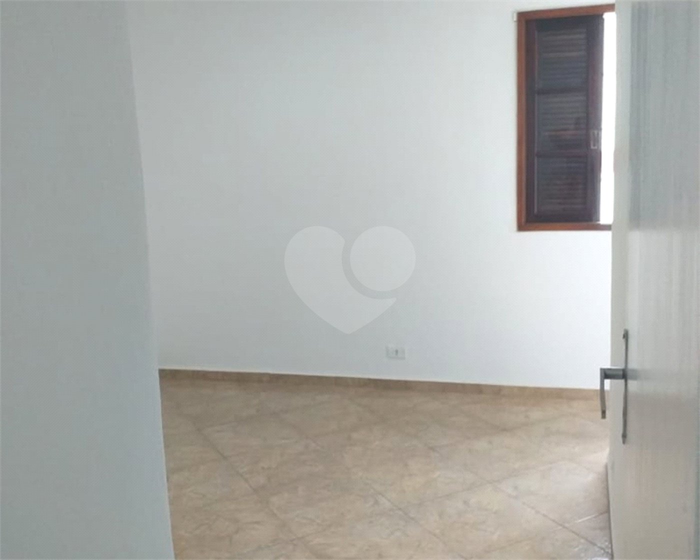Sobrado à venda com 2 quartos em Vila das Palmeiras, Guarulhos, SP