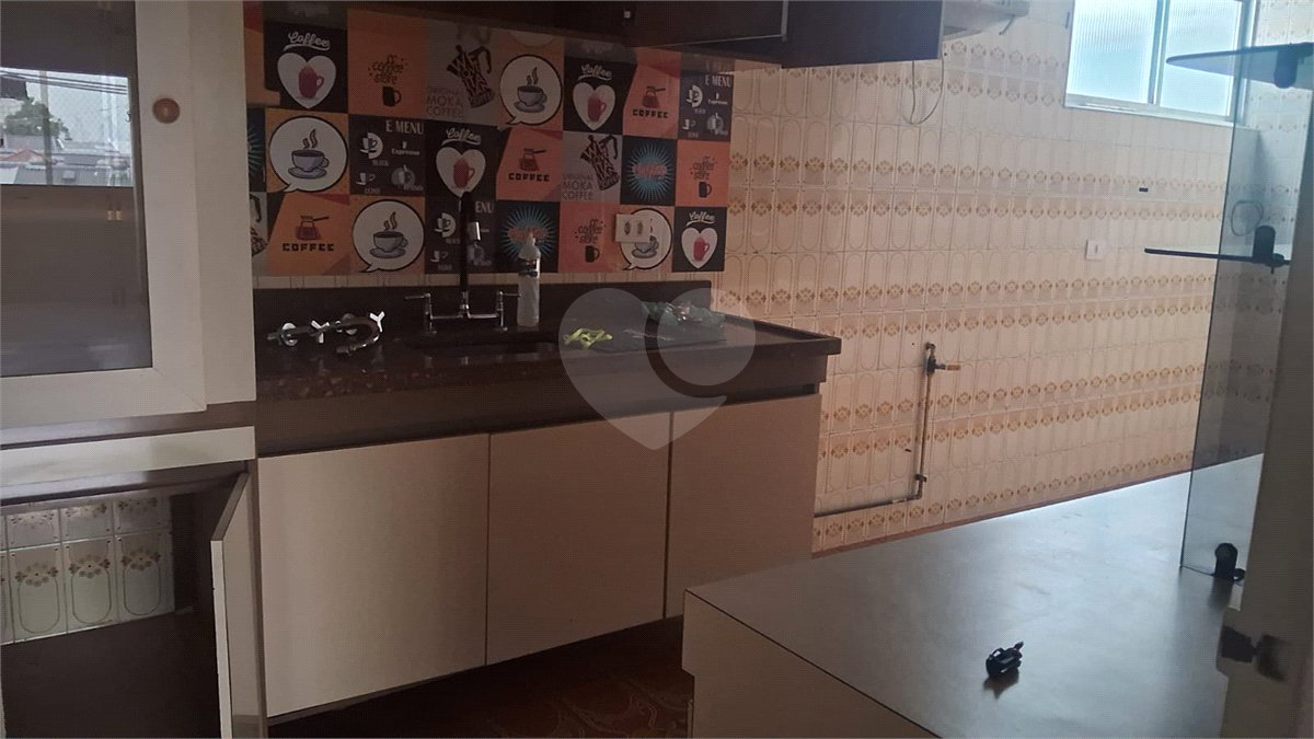 Apartamento à venda com 3 quartos, sendo 1 suíte,  em Cambuci, São Paulo, SP