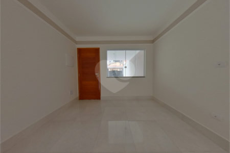 Casa à venda com 3 suítes no condomínio Residencial Gaya, São Paulo - SP