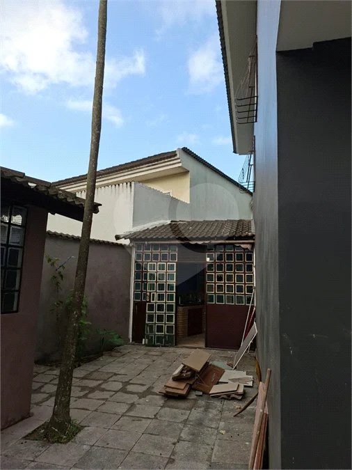 Casa à venda com 3 quartos, sendo 1 suíte, em Vargem Pequena, Rio de Janeiro, RJ