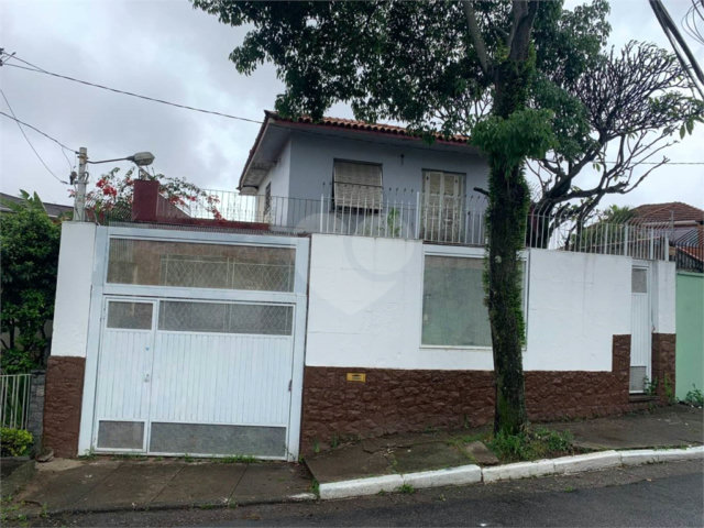 Sobrado à venda com 4 quartos, sendo 2 suítes,  em Santana, São Paulo, SP