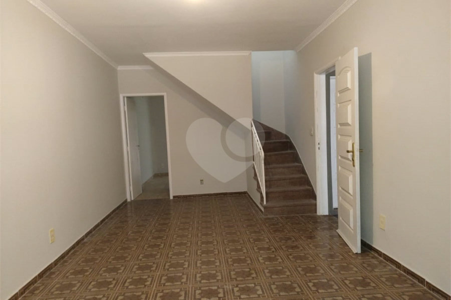 Sobrado à venda com 3 quartos, sendo 1 suíte, no Brasilândia, São Paulo, SP