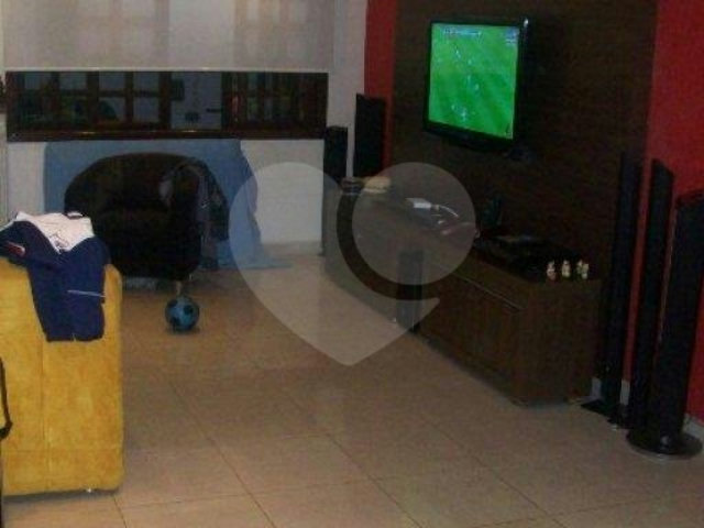 Casa à venda com 3 quartos no condomínio Travessa Sílvio Lazzari,76, São Paulo - SP