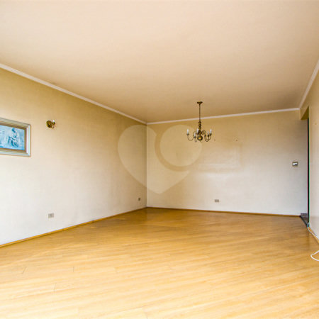 Apartamento à venda com 3 quartos, sendo 1 suíte, em Pinheiros, São Paulo, SP