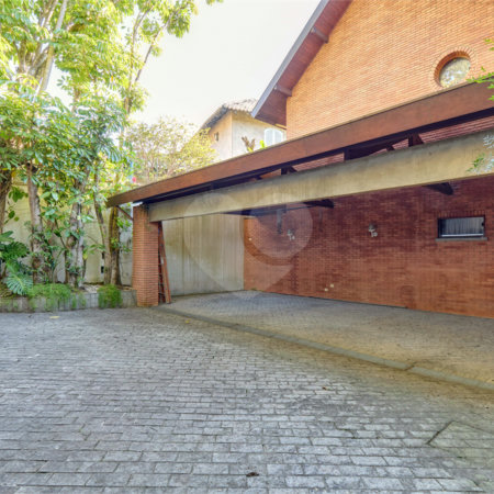 Sobrado à venda com 5 quartos, sendo 3 suítes,  em Jardim dos Estados, São Paulo, SP