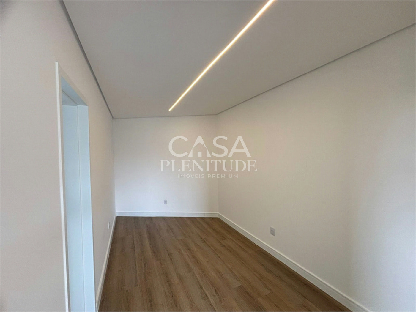 Casa em condomínio à venda com 4 suítes em Quintas do Ingaí, Santana de Parnaíba, SP