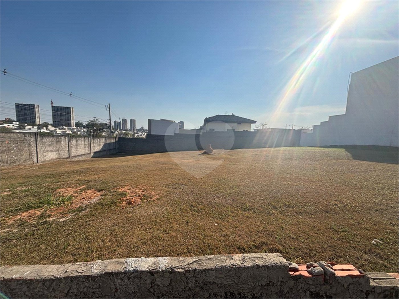 Terreno à venda no condomínio Portal da Primavera, Sorocaba - SP