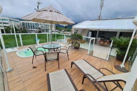 Casa para alugar com 5 suítes no condomínio Recanto das Garças V, Cotia - SP