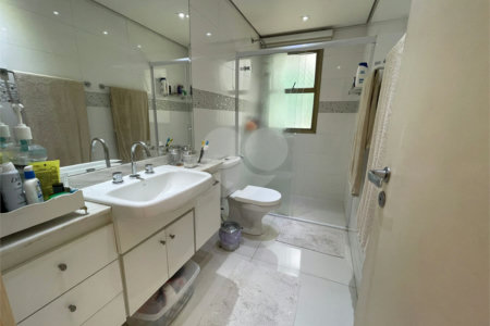 Apartamento à venda com 3 suítes em Brooklin Paulista, São Paulo, SP