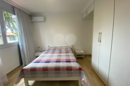 Casa em condomínio à venda com 2 quartos, sendo 1 suíte,  no Centro (mangue), Armação dos Búzios, RJ