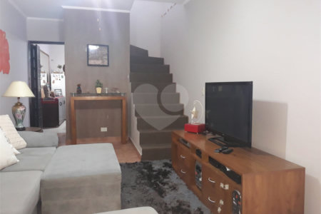 Sobrado à venda com 2 suítes em Conjunto Residencial Jardim Canaã, São Paulo, SP