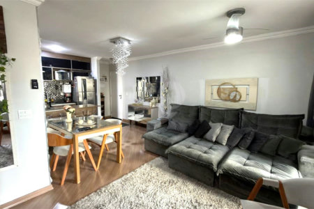 Apartamento à venda com 3 quartos, sendo 1 suíte,  em Vila Paulo Silas, São Paulo, SP
