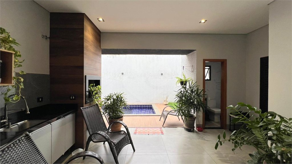 Casa à venda com 3 suítes no condomínio Primor das Torres, Cuiabá - MT