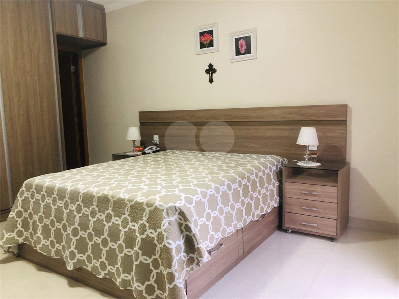 Sobrado à venda com 3 quartos, sendo 1 suíte, em Santana, São Paulo, SP