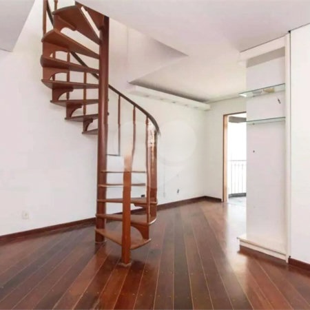 Cobertura à venda ou para alugar com 3 quartos, sendo 1 suíte,  em Vila Clementino, São Paulo, SP