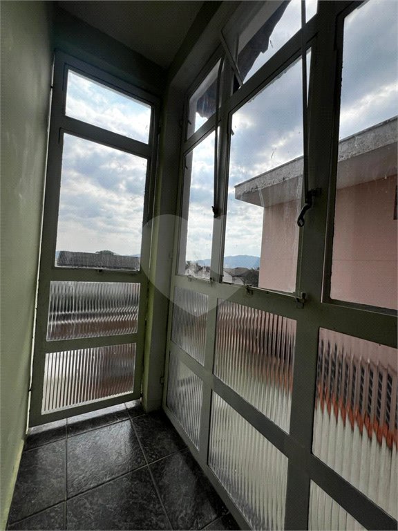 Sobrado à venda com 6 quartos, sendo 4 suítes,  em Vila Oliveira, Mogi das Cruzes, SP