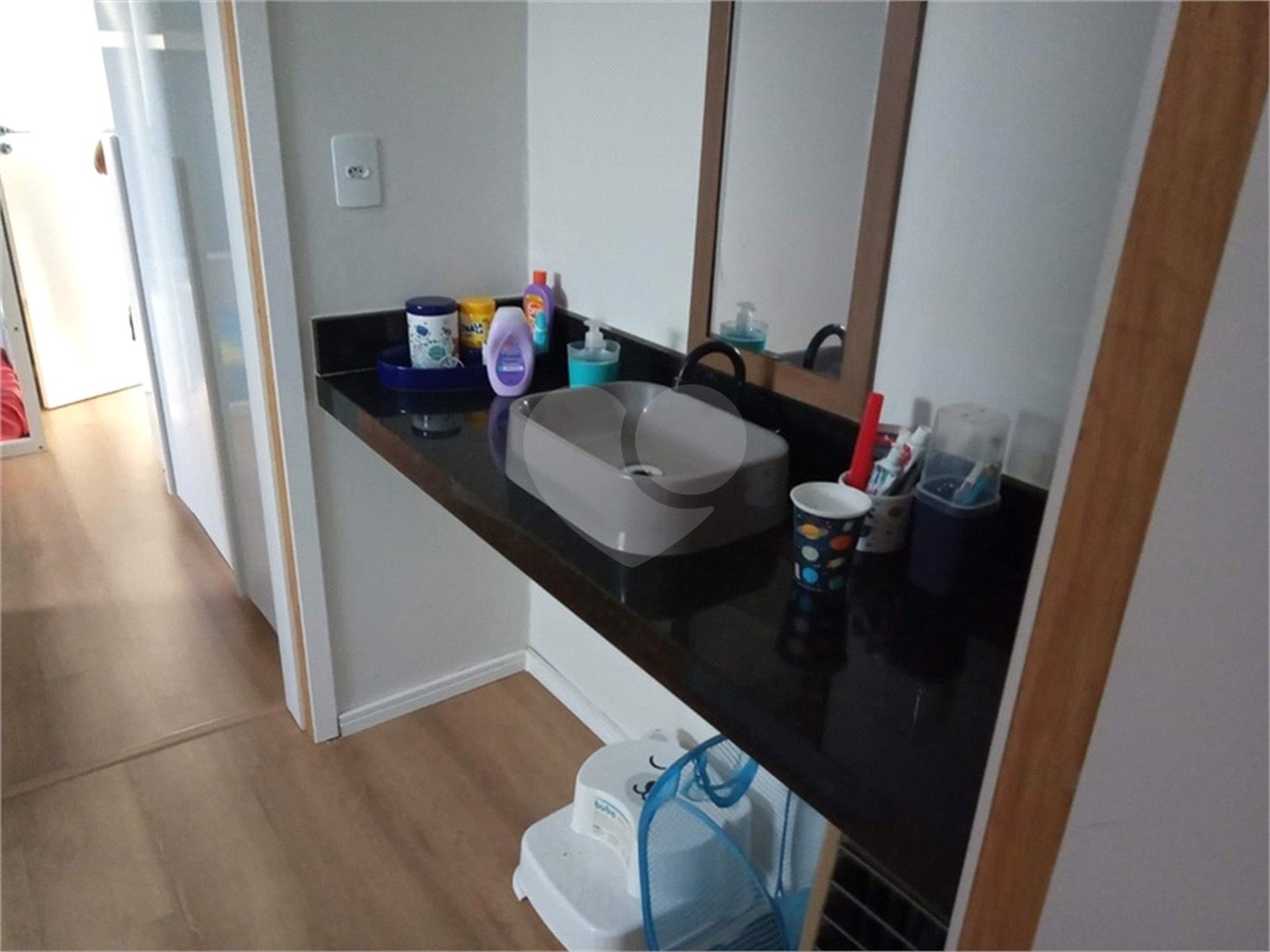 Casa à venda com 3 quartos, sendo 1 suíte, no condomínio Village Ipanema Ii, Araçoiaba da Serra - SP