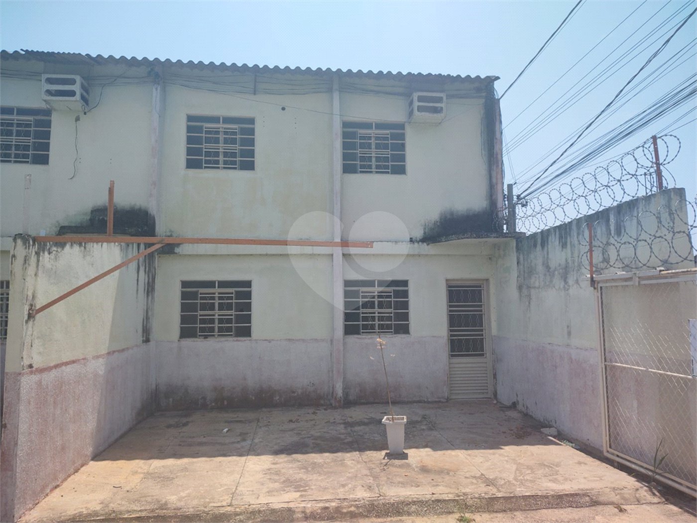 Kitnet à venda com 2 quartos em Residencial Jardim Pauliceia, Cuiabá, MT