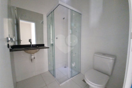 Casa à venda com 3 quartos, sendo 1 suíte, no condomínio Residencial Américo Figueiredo, Sorocaba - SP