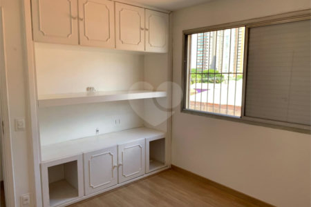 Apartamento à venda ou para alugar com 3 quartos, sendo 1 suíte, em Vila Mariana, São Paulo, SP