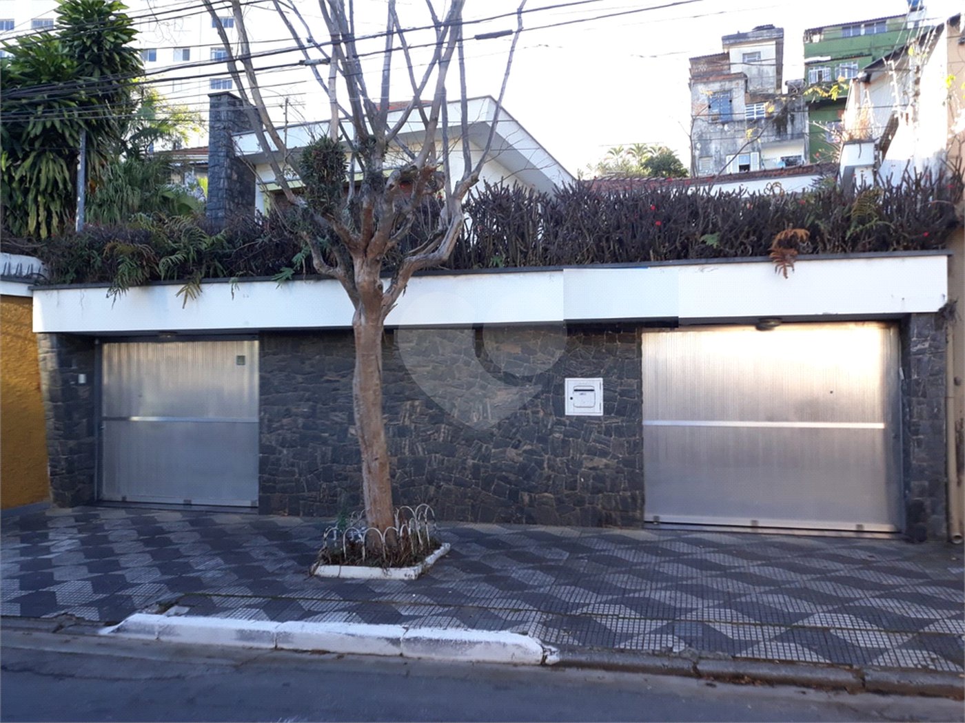 Casa à venda com 4 quartos, sendo 2 suítes, em Vila Paulicéia, São Paulo, SP