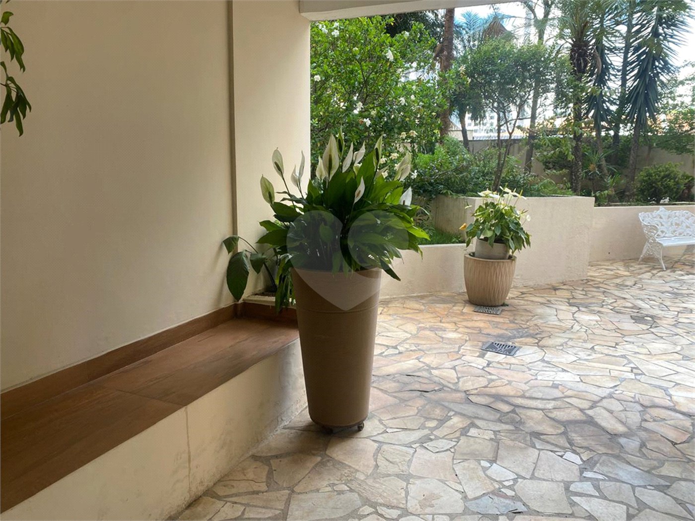 Apartamento à venda com 2 quartos em Vila Romana, São Paulo, SP