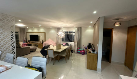 Apartamento à venda com 3 quartos, sendo 1 suíte,  em Cambuci, São Paulo, SP