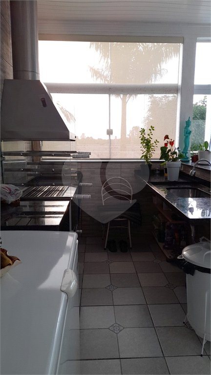 Chácara à venda com 3 suítes no Centro, Biritiba-mirim, SP
