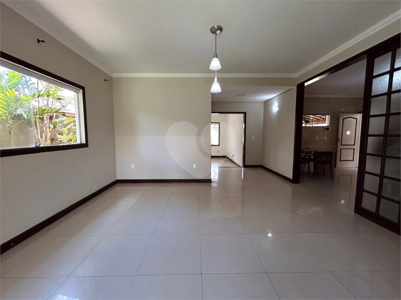 Casa à venda com 1 quarto, sendo 3 suítes,  em Outerio da Glória, Porto Seguro, BA