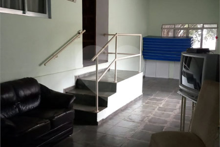 Chácara à venda com 8 quartos em Loteamento Chácara Val Paraiso, Atibaia, SP
