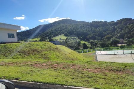 Terreno à venda no condomínio Portal Lamis, Bom Jesus dos Perdões - SP