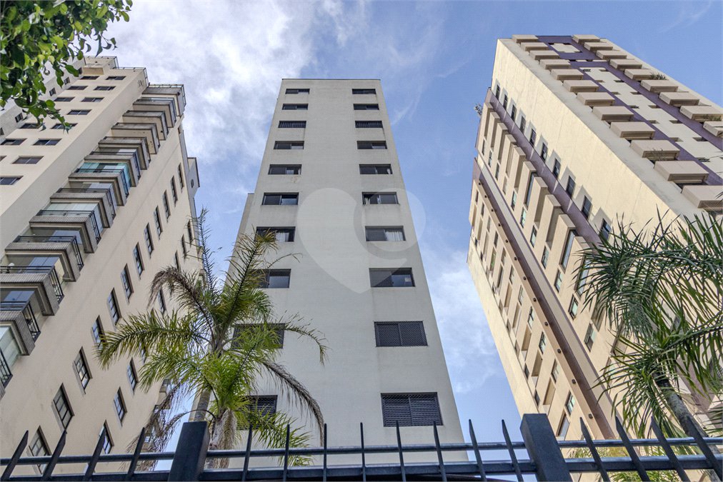 Apartamento para alugar com 3 quartos, sendo 1 suíte, em Vila Hamburguesa, São Paulo, SP